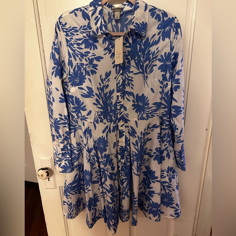 A New Day Blue and White Floral Cotton Dress with Pockets sz M - Picture 8 of 8